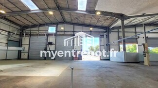 Plus de détails pour Local d'activités à louer
