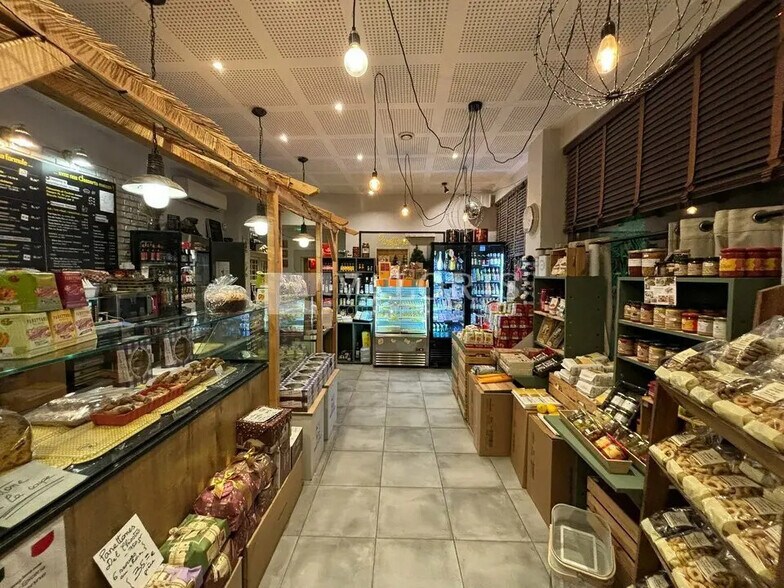 Local commercial dans Lyon à louer - Photo de l’immeuble – Image 2 sur 13