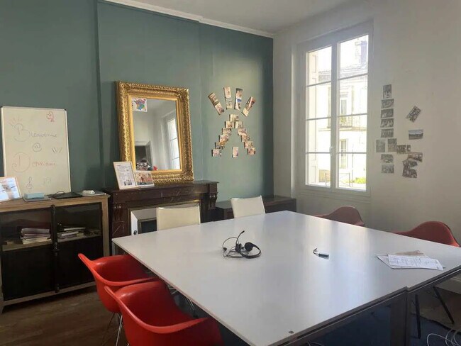 Plus de détails pour Bureau à vendre