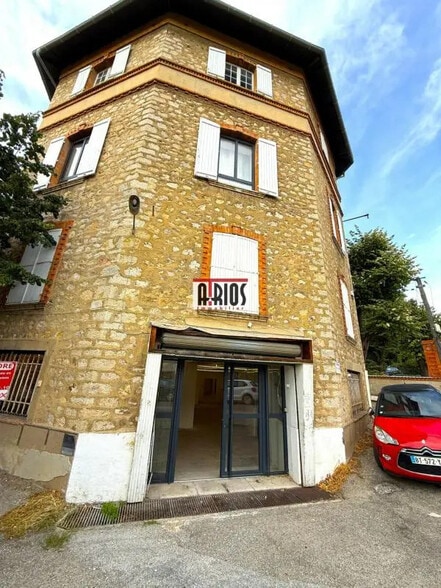 Local d'activités dans Toulon à vendre - Photo de l’immeuble – Image 2 sur 22