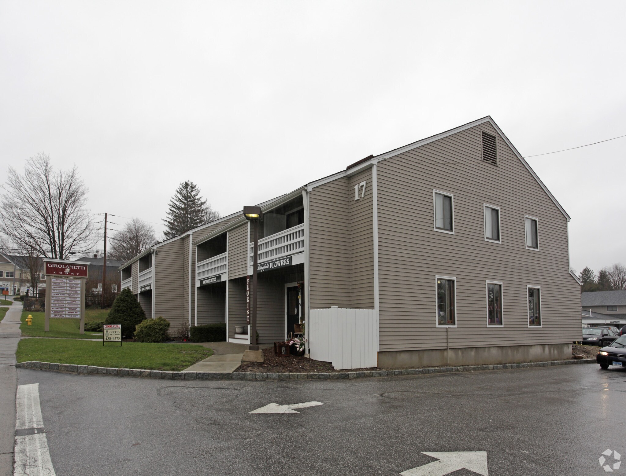 15-19 Danbury Rd, Ridgefield, CT à louer Photo principale– Image 1 sur 14