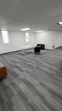 12401 E 43rd St, Independence, MO à louer - Vidéo sur l’annonce professionnelle 