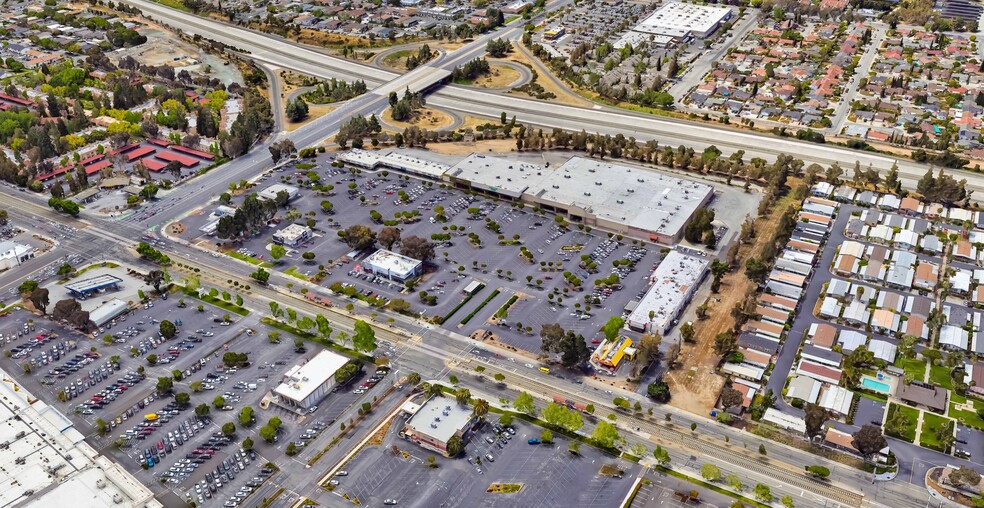 375 N Capitol Ave, San Jose, CA à louer - Photo de l’immeuble – Image 2 sur 9