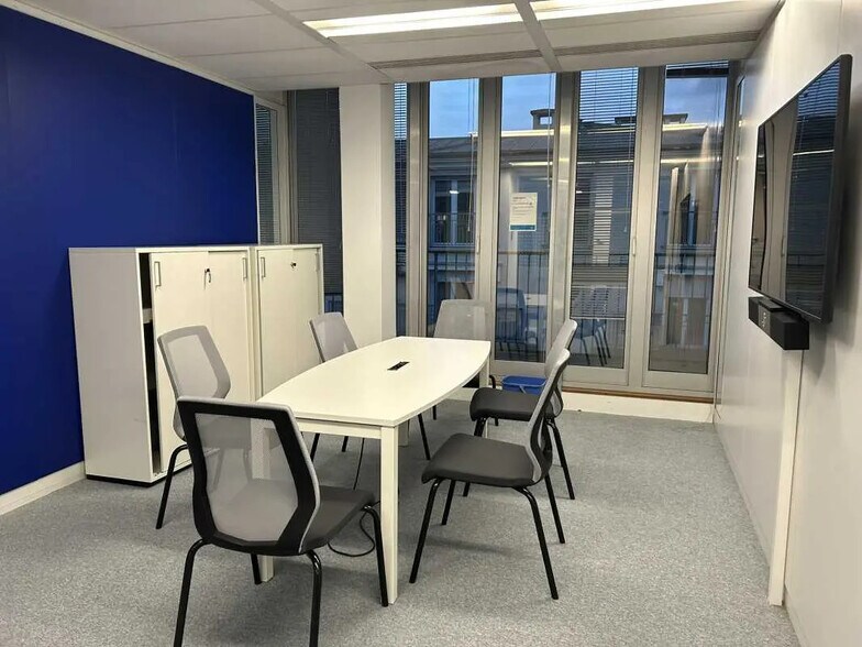 Bureau dans Paris à louer - Photo de l’immeuble – Image 3 sur 9