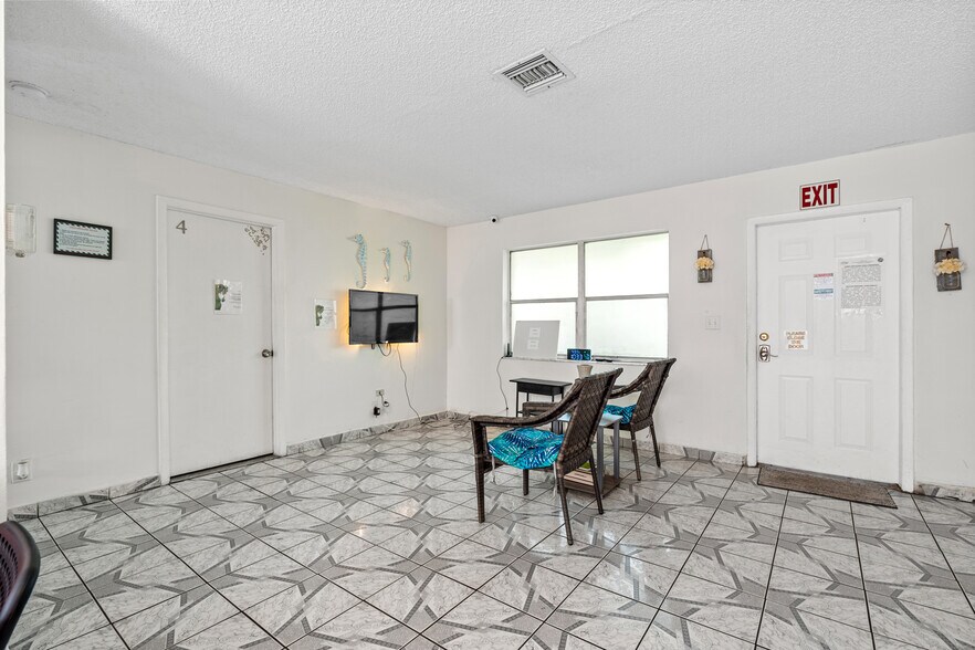 1112 NE 5th Ave, Fort Lauderdale, FL à vendre - Photo de l’immeuble – Image 3 sur 22