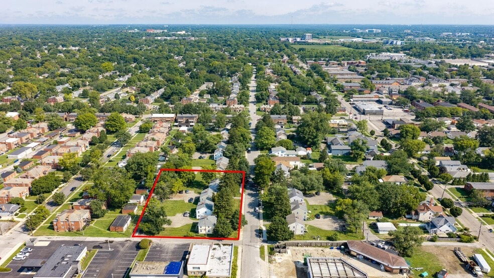 Ashland Avenue Duplex Portfolio portefeuille de 9 biens à vendre sur LoopNet.fr - Aérien – Image 2 sur 27