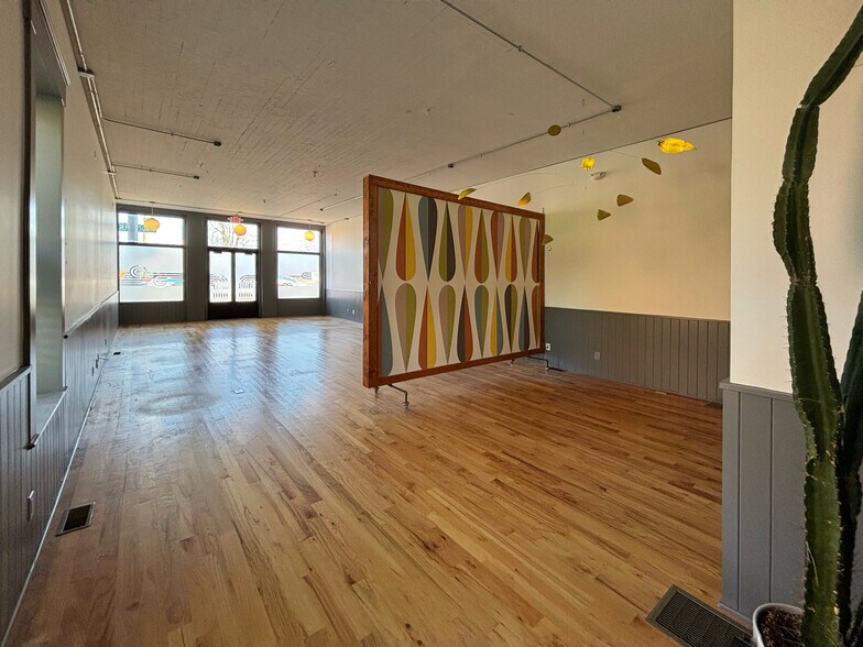 900 E Jefferson St, Louisville, KY à louer - Photo intérieure – Image 2 sur 9