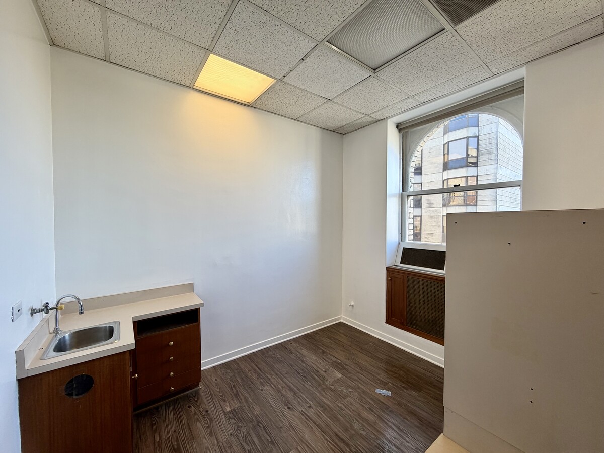 490 Post St, San Francisco, CA 94102 - Lot 1508 -  - Photo intérieure - Image 2 of 8