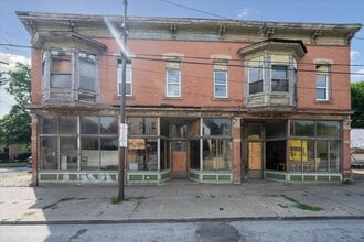5505 Lorain Ave, Cleveland, OH à louer Photo de l’immeuble– Image 2 sur 53