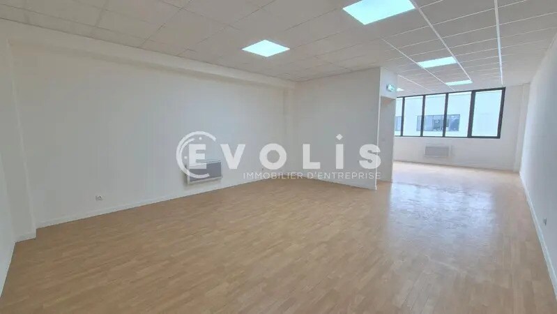 Local d'activités dans Serris à vendre - Photo intérieure – Image 2 sur 5