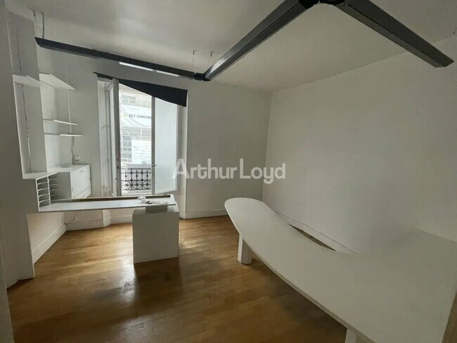 Plus de détails pour Bureau à louer