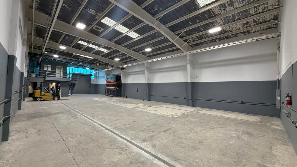 1433 Yosemite Ave & 1430 Armstrong Ave, San Francisco, CA à louer - Photo de l’immeuble – Image 2 sur 14