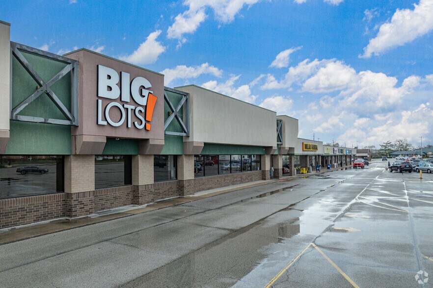 2410-2500 E Washington St, East Peoria, IL à louer - Photo principale – Image 2 sur 6