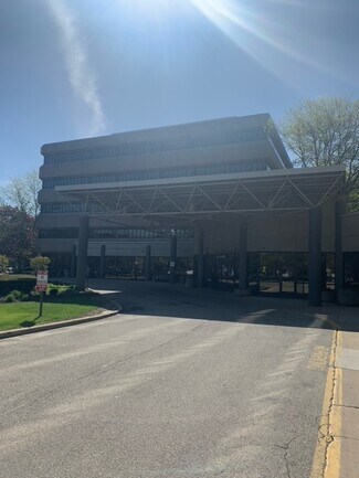 Plus de détails pour 800 Austin St, Evanston, IL - Médical à louer