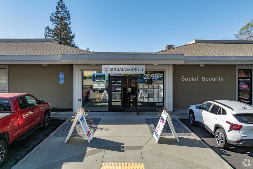 2099 Range Ave, Santa Rosa, CA à vendre - Photo de l’immeuble – Image 3 sur 4