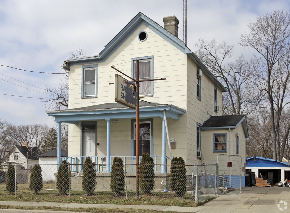 View Photo