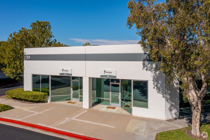 28 Argonaut, Aliso Viejo, CA à louer - Photo de l’immeuble – Image 2 sur 5