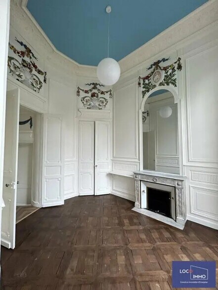 Bureau dans Bordeaux à louer - Photo de l’immeuble – Image 3 sur 7