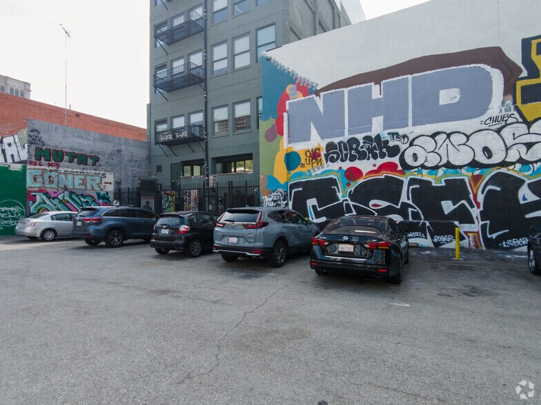 350 S Hill St, Los Angeles, CA à vendre - Photo de l’immeuble – Image 2 sur 14