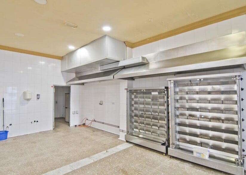 Local commercial dans Motril à vendre - Photo intérieure – Image 2 sur 8