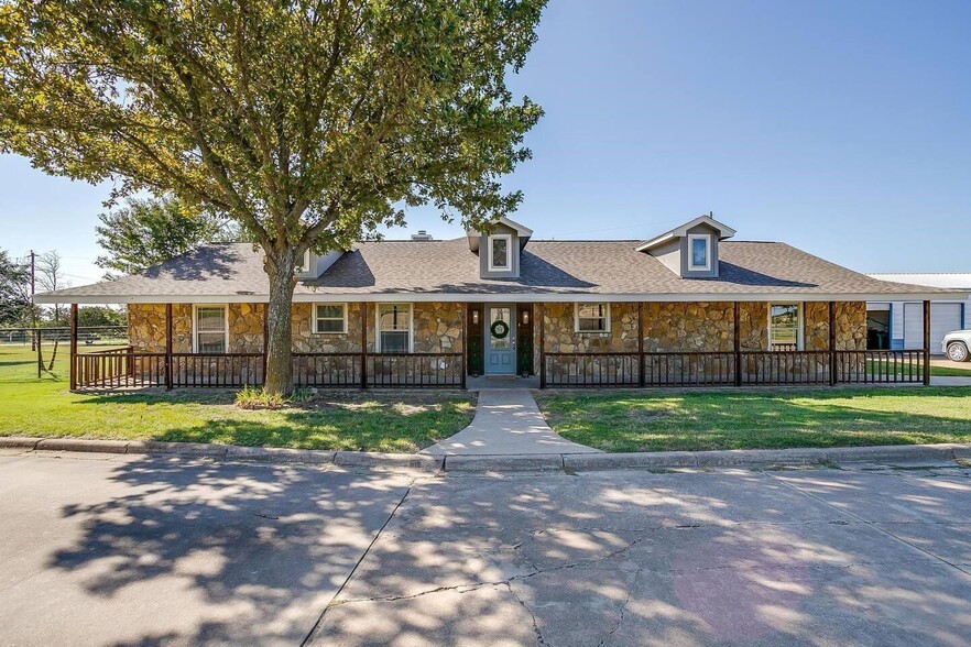 12001 FM 2331, Godley, TX à vendre - Photo de l’immeuble – Image 2 sur 17