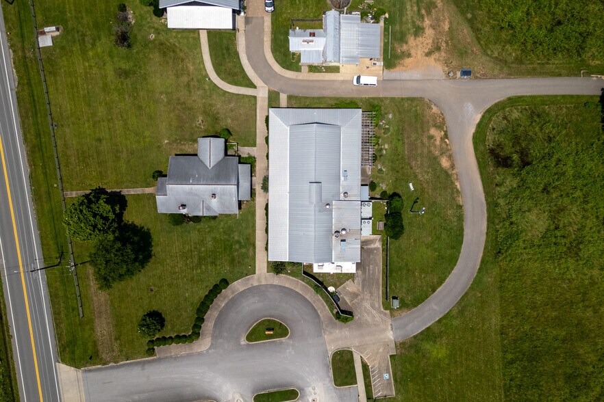 4125 Whites Creek Pike, Whites Creek, TN à louer - Photo de l’immeuble – Image 1 sur 28