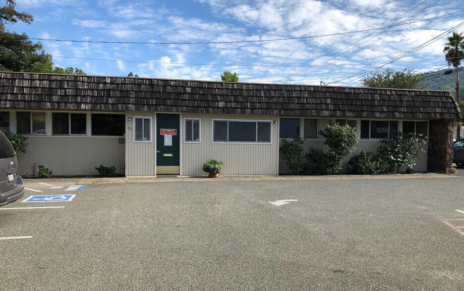 721 S Dora St, Ukiah, CA à vendre - Photo de l’immeuble – Image 2 sur 22
