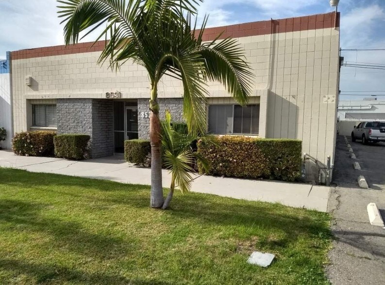 8531 Whitaker St, Buena Park, CA à louer - Photo principale – Image 1 sur 10