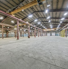 140 Market Dr, Milton, ON à vendre Photo intérieure– Image 2 sur 5