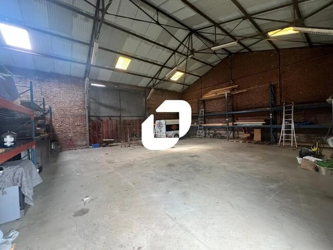 Plus de détails pour 22 Rue Saint Luglien, Lillers - Local d'activités à louer