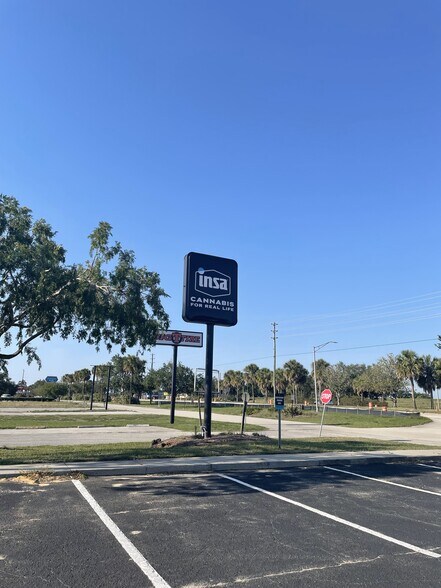 702 Us 27 S, Lake Placid, FL à vendre - Photo de l’immeuble – Image 2 sur 6