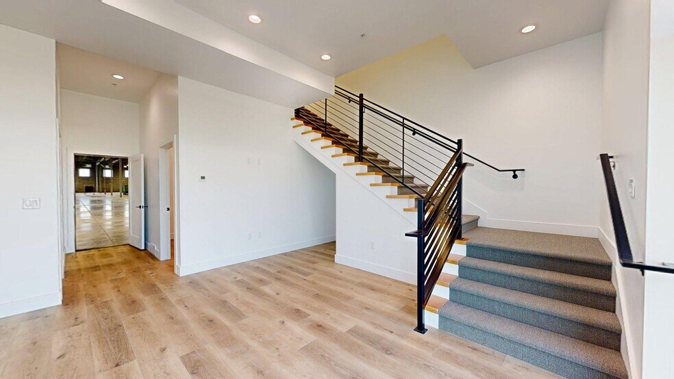 1564 250 W, Spanish Fork, UT à louer - Numérisation 3D Matterport – Image 2 sur 33