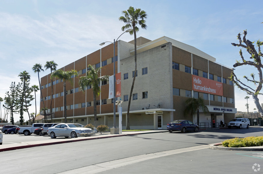 1800 N Western Ave, San Bernardino, CA à louer - Photo principale – Image 1 sur 6