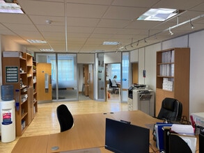 Centennial Ave, Borehamwood à louer Photo intérieure– Image 2 sur 2