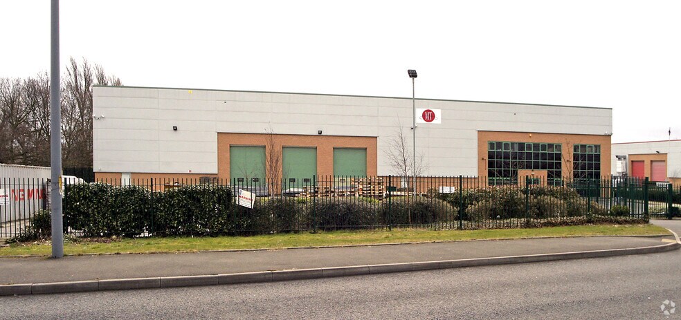 Gavin Way, Birmingham à louer - Photo de l’immeuble – Image 2 sur 2
