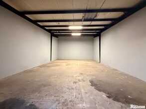 250 Deer Trl E, Sebring, FL à vendre Photo intérieure– Image 2 sur 6