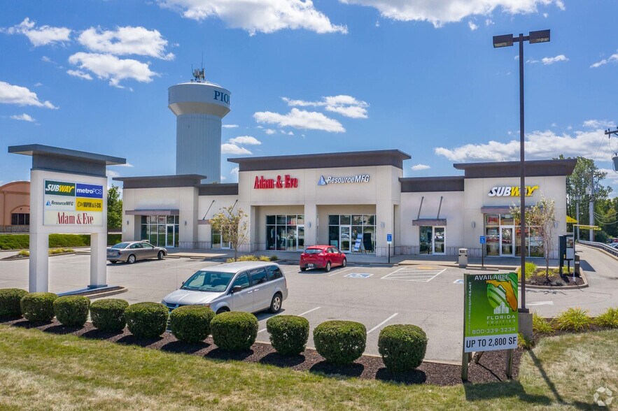 1227 E Ash St, Piqua, OH à louer - Photo principale – Image 1 sur 4