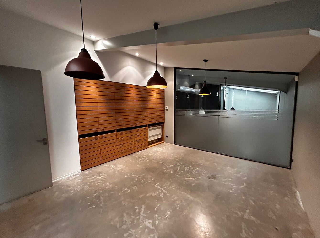 Industriel/Logistique dans Alcorcón, Madrid à vendre Photo principale– Image 1 sur 8