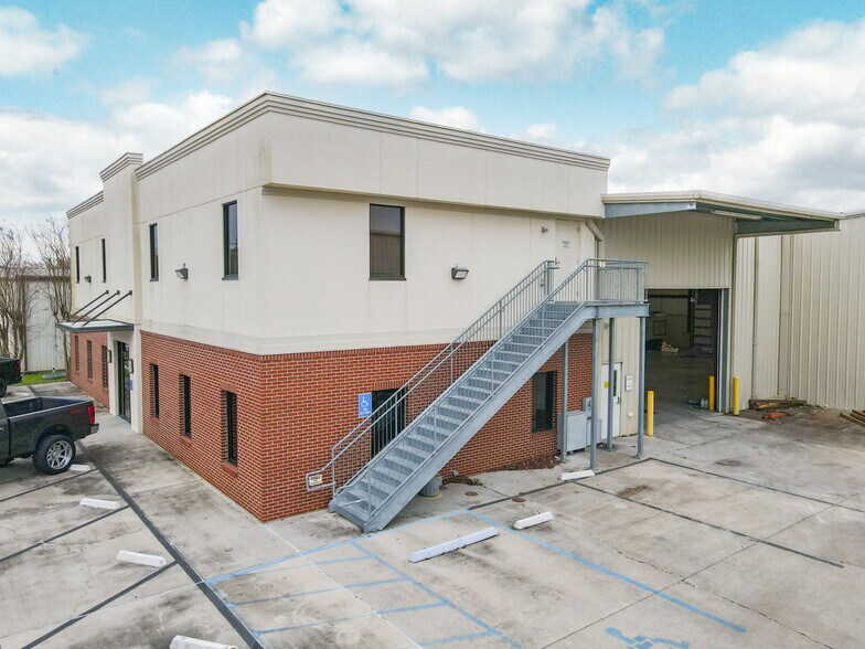 205 Marcon Dr, Lafayette, LA à vendre - Photo de l’immeuble – Image 3 sur 34