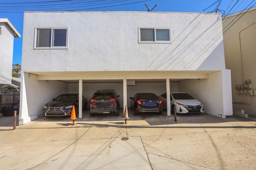 4867 Santa Cruz Ave, San Diego, CA à vendre - Photo de l’immeuble – Image 3 sur 15