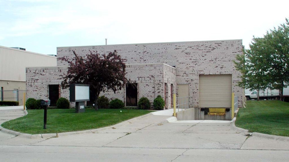 37980 Commerce Dr, Sterling Heights, MI à vendre - Autre – Image 3 sur 3
