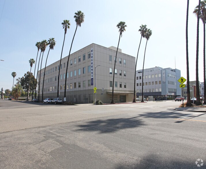 500 S Virgil Ave, Los Angeles, CA à louer - Photo de l’immeuble – Image 3 sur 3