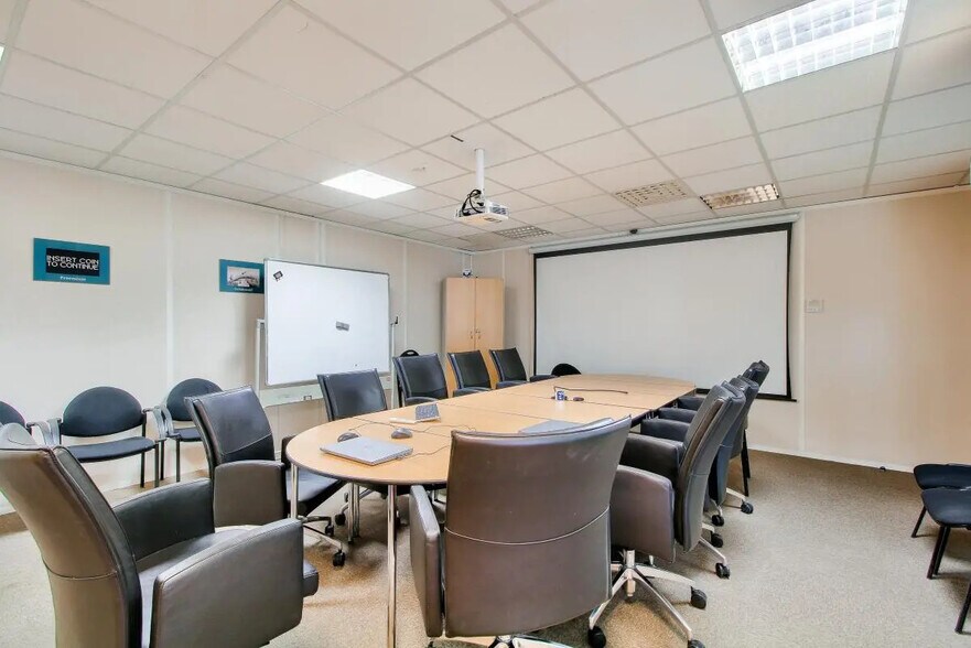 Bureau dans Paris à louer - Photo de l’immeuble – Image 2 sur 8