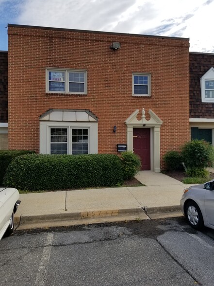 15701-15757 Crabbs Branch Way, Rockville, MD à vendre - Photo de l’immeuble – Image 2 sur 19