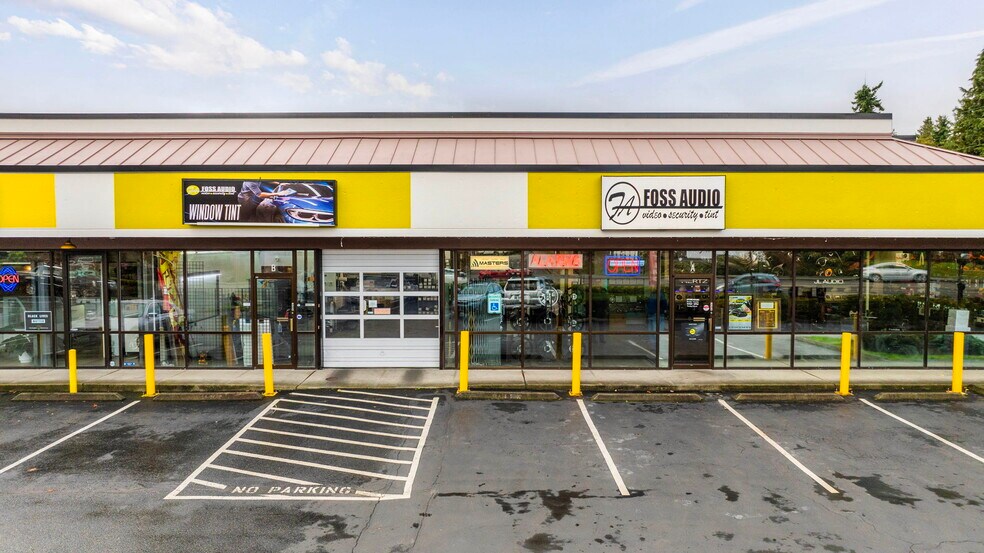 10 SE Everett Mall Way, Everett, WA à louer - Photo de l’immeuble – Image 2 sur 16