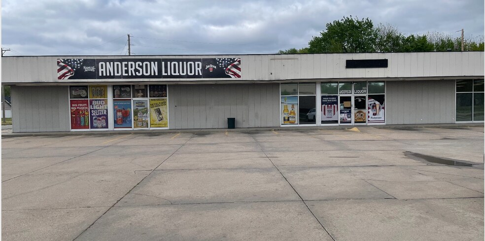 200 E 12th St, Newton, KS à vendre - Photo de l’immeuble – Image 3 sur 3