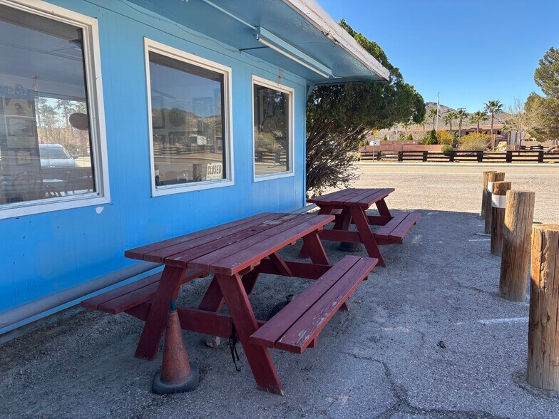 600 Main St, Beatty, NV à vendre - Photo de l’immeuble – Image 2 sur 4