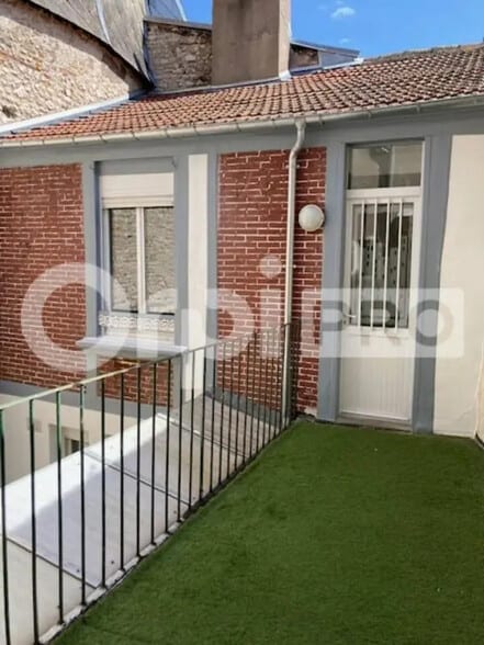 Bureau dans Orléans à louer - Photo de l’immeuble – Image 1 sur 5