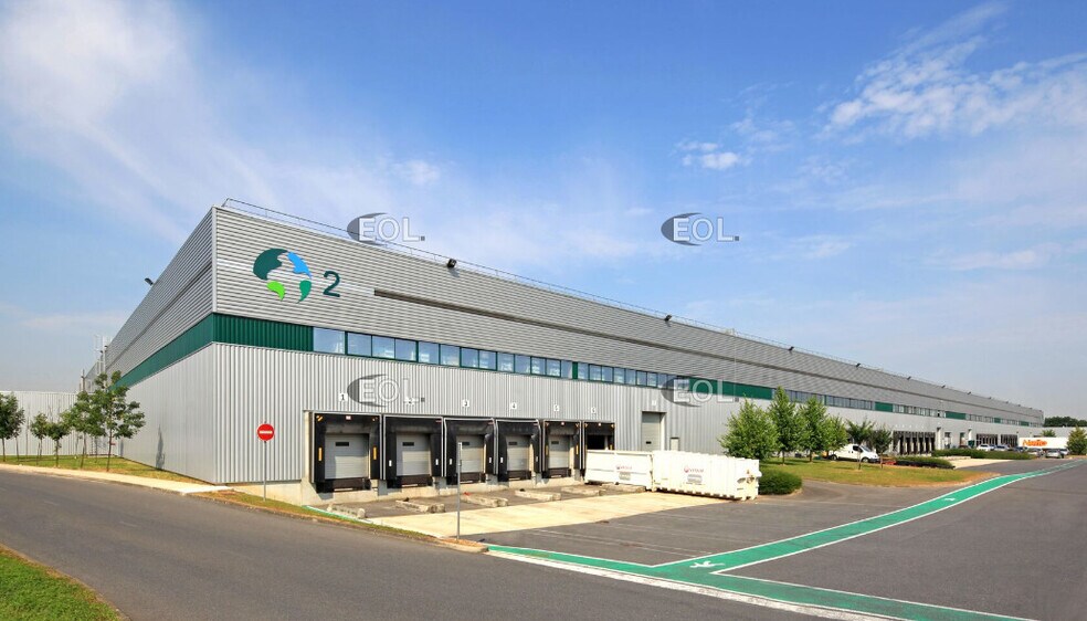 Industriel/Logistique dans Lisses à louer - Photo de l’immeuble – Image 1 sur 6