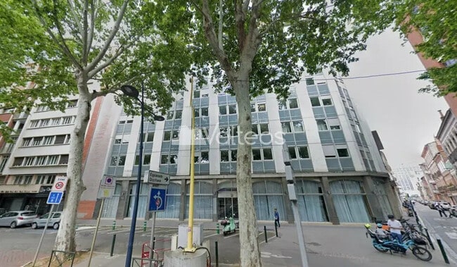Plus de détails pour 18 Boulevard Lazare Carnot, Toulouse - Bureau à louer